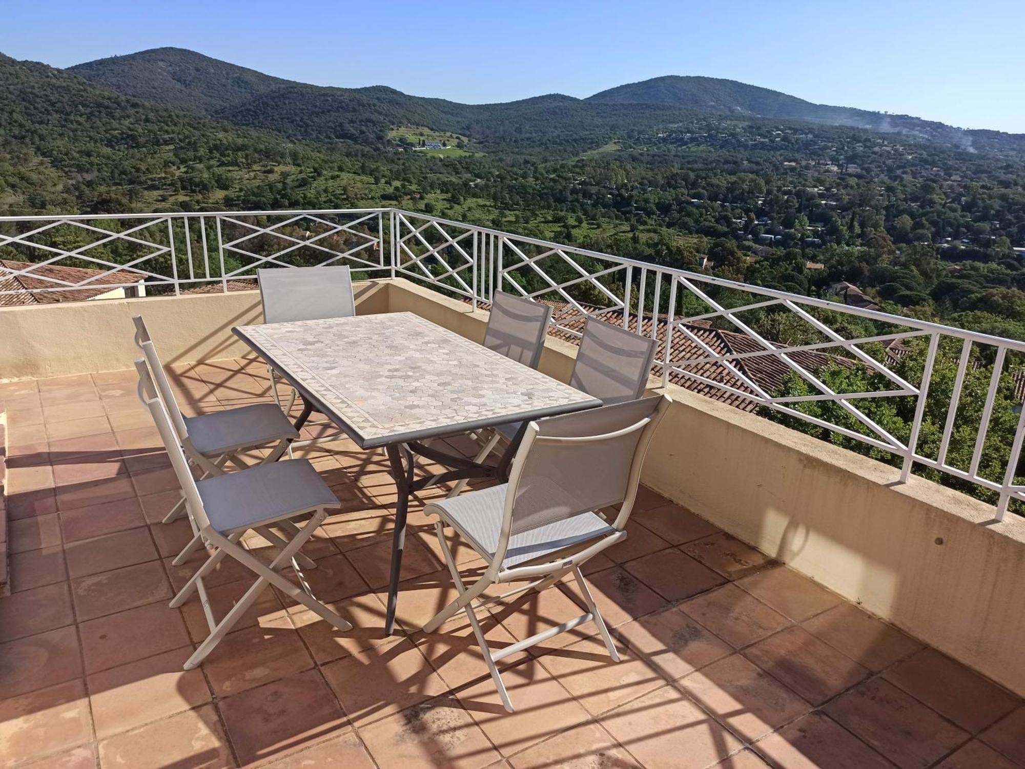 Апартаменты Les Restanques, Bastides Vue Golfe Saint Tropez Гримо Экстерьер фото